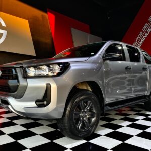 TOYOTA HILUX SR 2023