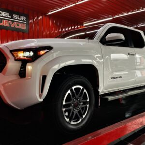 TOYOTA TACOMA TRD SPORT 2024