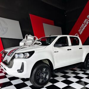 TOYOTA HILUX SR 2023