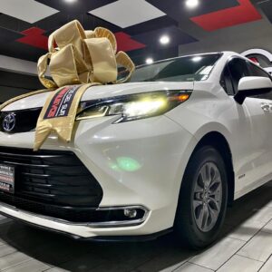 TOYOTA SIENNA XLE HIBRIDA 2021