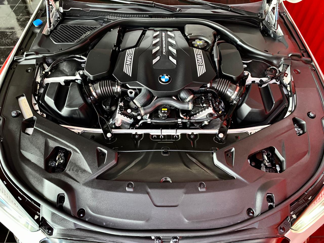 BMW M850i XDRIVE 2023 - Image 2