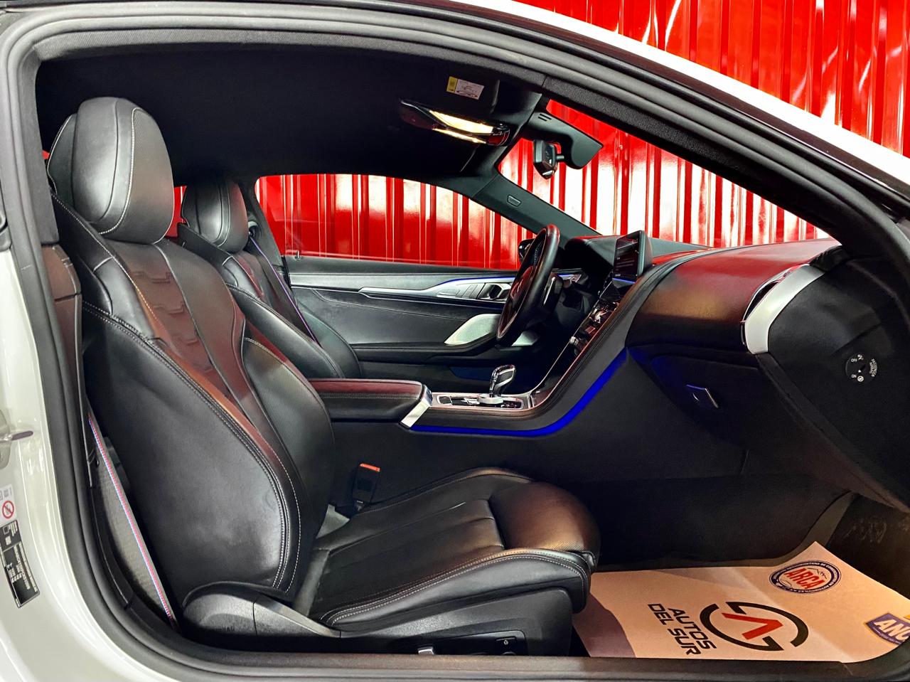 BMW M850i XDRIVE 2023 - Image 14