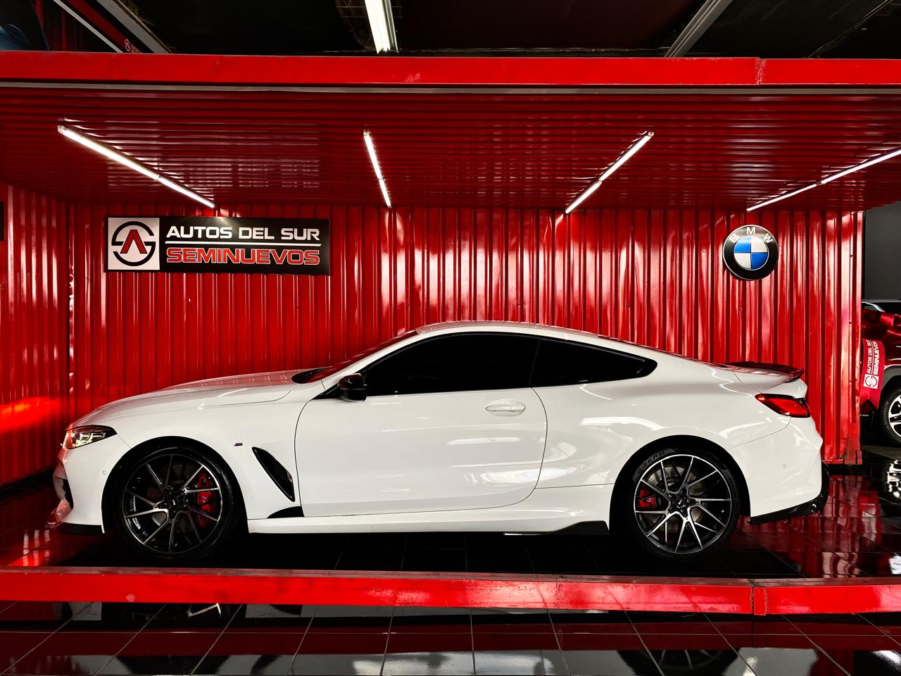 BMW M850i XDRIVE 2023 - Image 15
