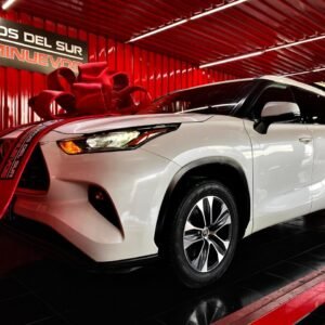 TOYOTA HIGHLANDER XLE 2020