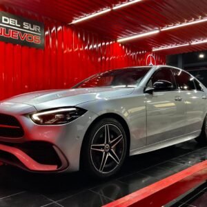 MERCEDES BENZ C200 2025