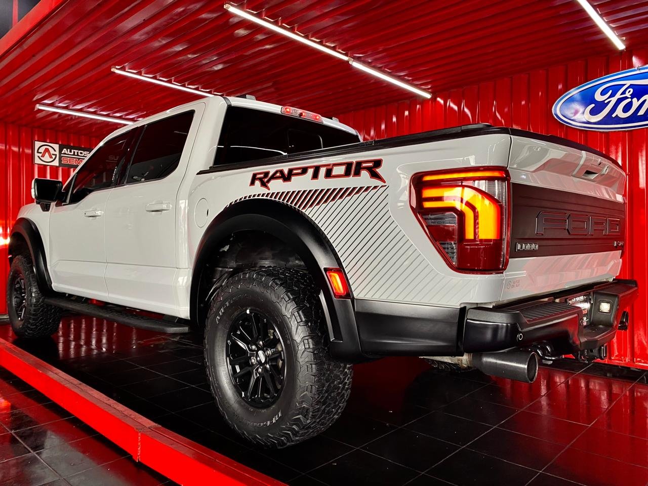 FORD LOBO RAPTOR HIGH 2024 - Image 9